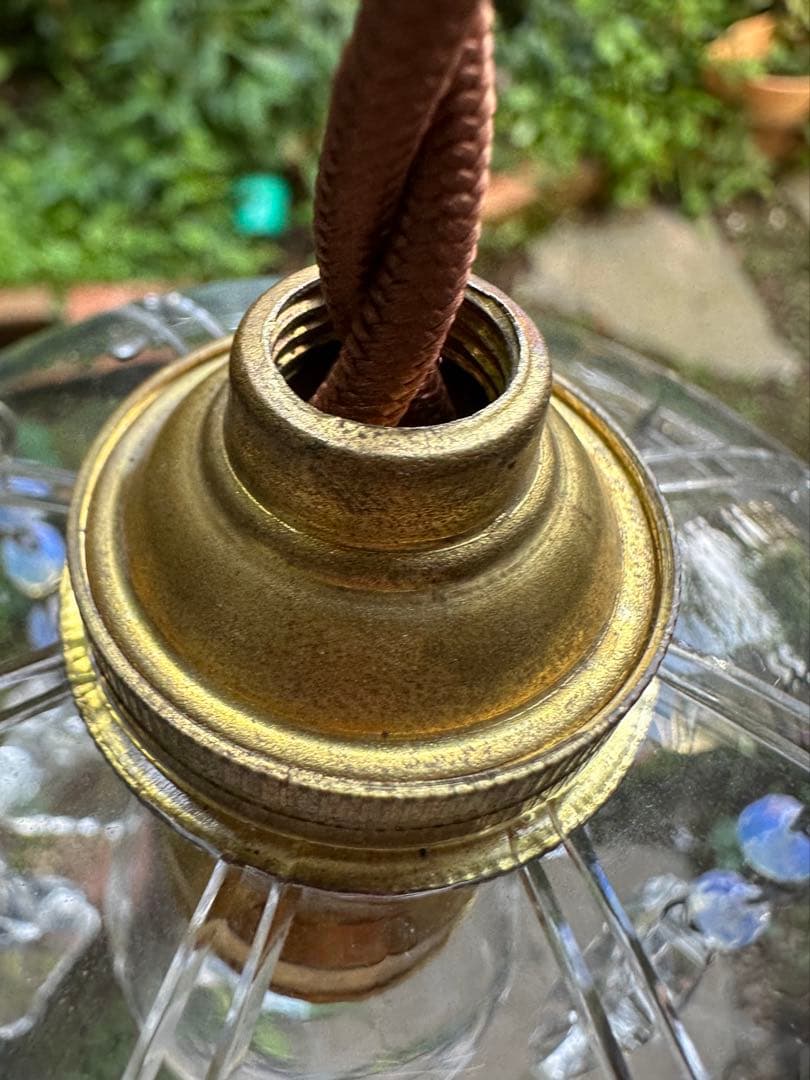 フランス アンティーク フレンチリーフとオパールセントの可愛いミニシャンデリア＊