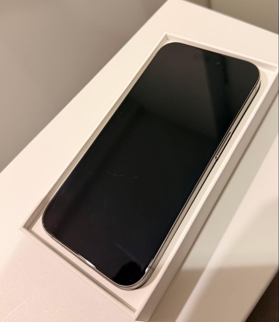 3連休値引【美品】⭐️iPhone 15 Pro 256GB⭐️ナチュラルチタニウム