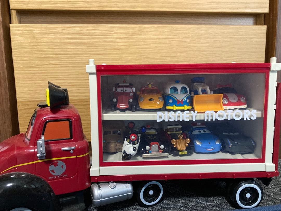 ディズニーモータース ミニカーセット 11台