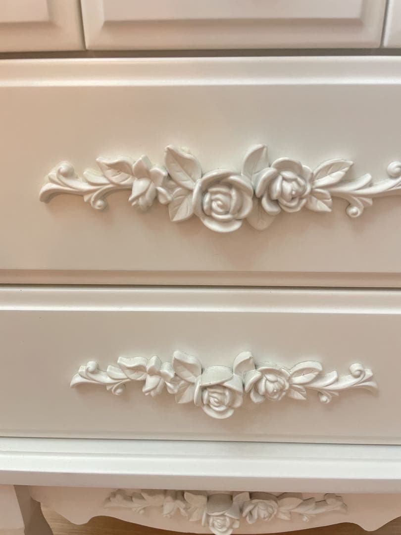 白家具★サイドテーブル★サイドチェスト★ナイトテーブル★薔薇飾り