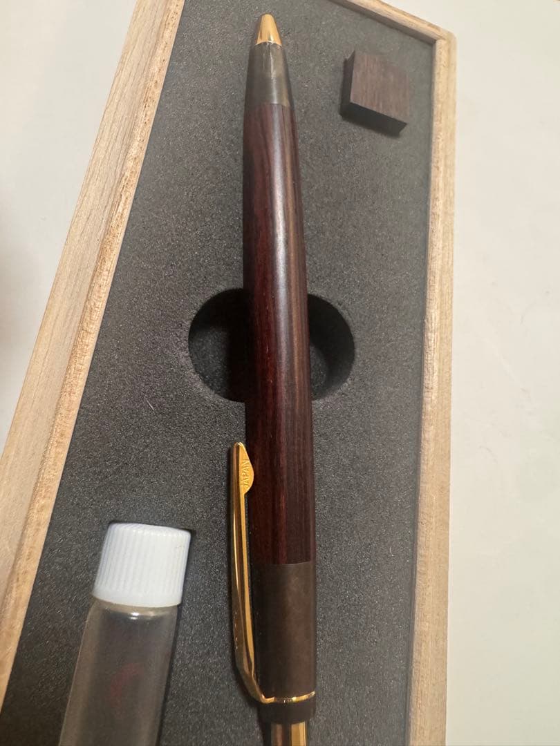 A*様 野原工芸 紫檀 斑紋黒墨色 シャーペン