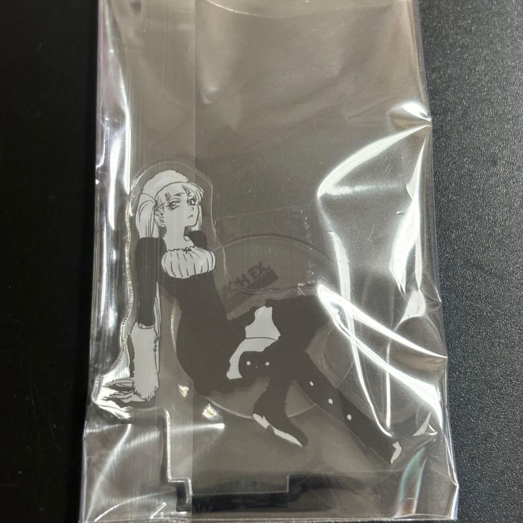 BLEACH 104stands アクリルスタンド　毒ヶ峰リルカ