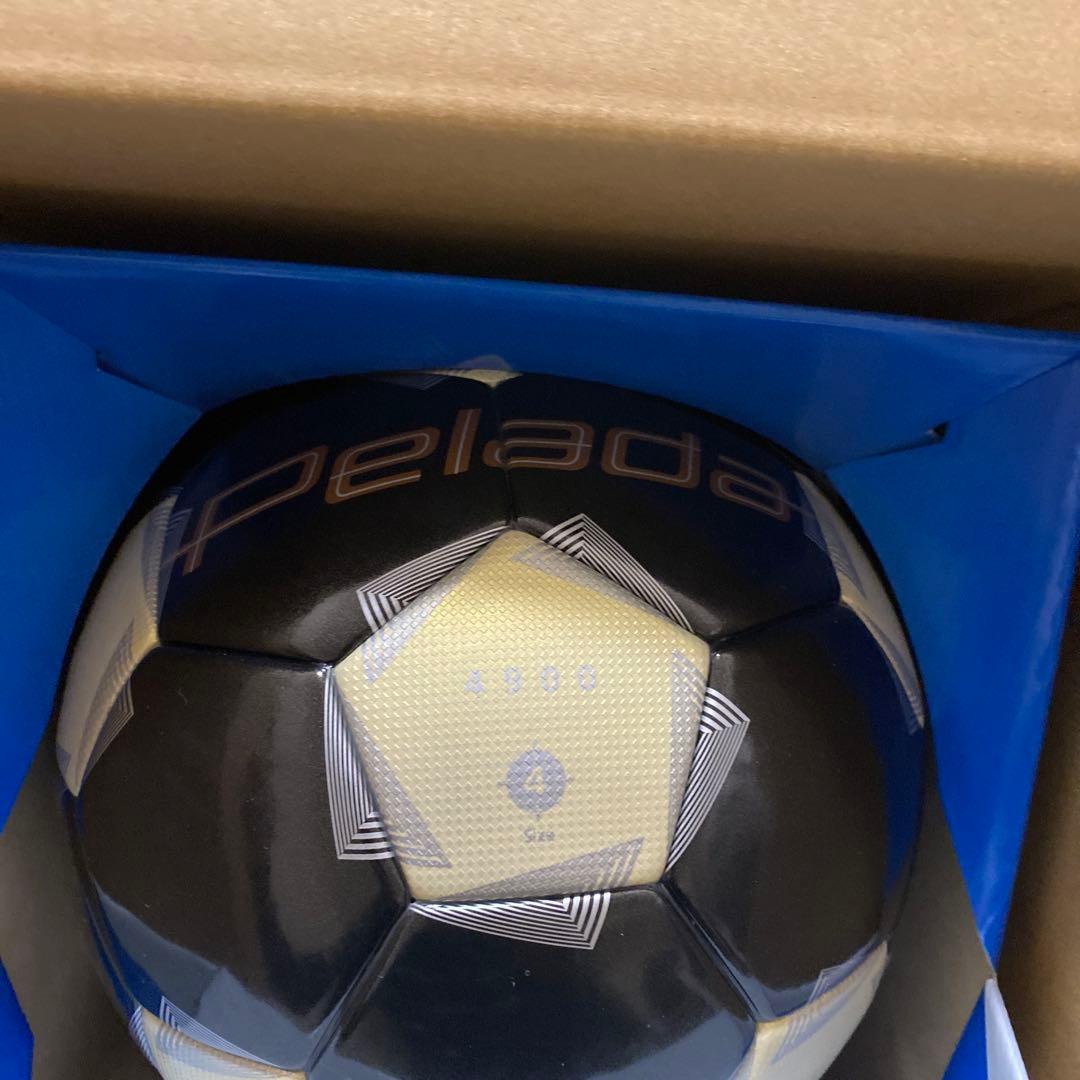 n*様 ペレーダ　4900 ゴールドエディション　4号　ブラック　サッカーボール