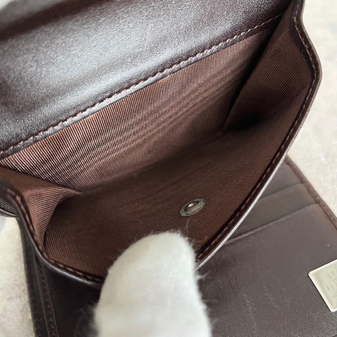美品✨FENDI ズッカ 二つ折り財布 FF キャンバス レザー ブラウン