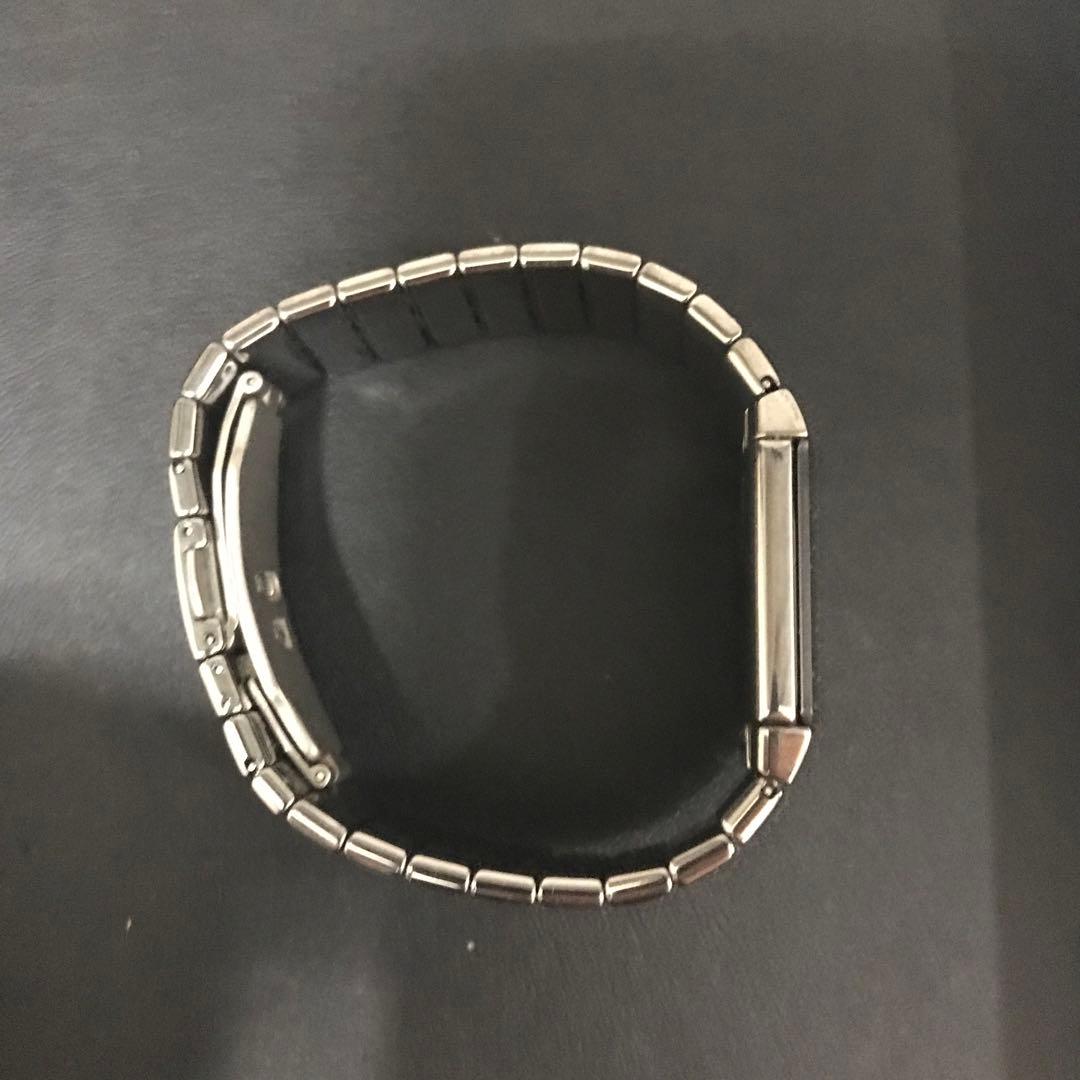 【箱・保証書・冊子・コマ付き美品】RADO クォーツ腕時計 ホワイト スイス製