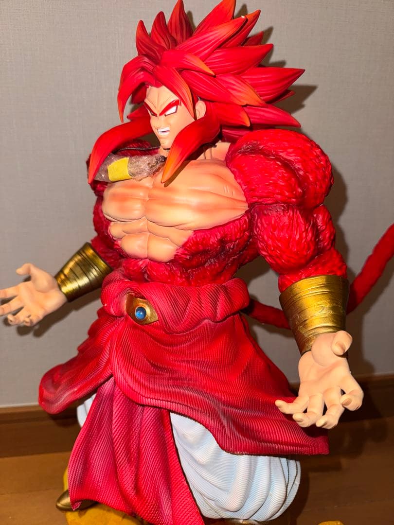 ドラゴンボール ブロリー フィギュア 超サイヤ人4 伝説の超サイヤ人