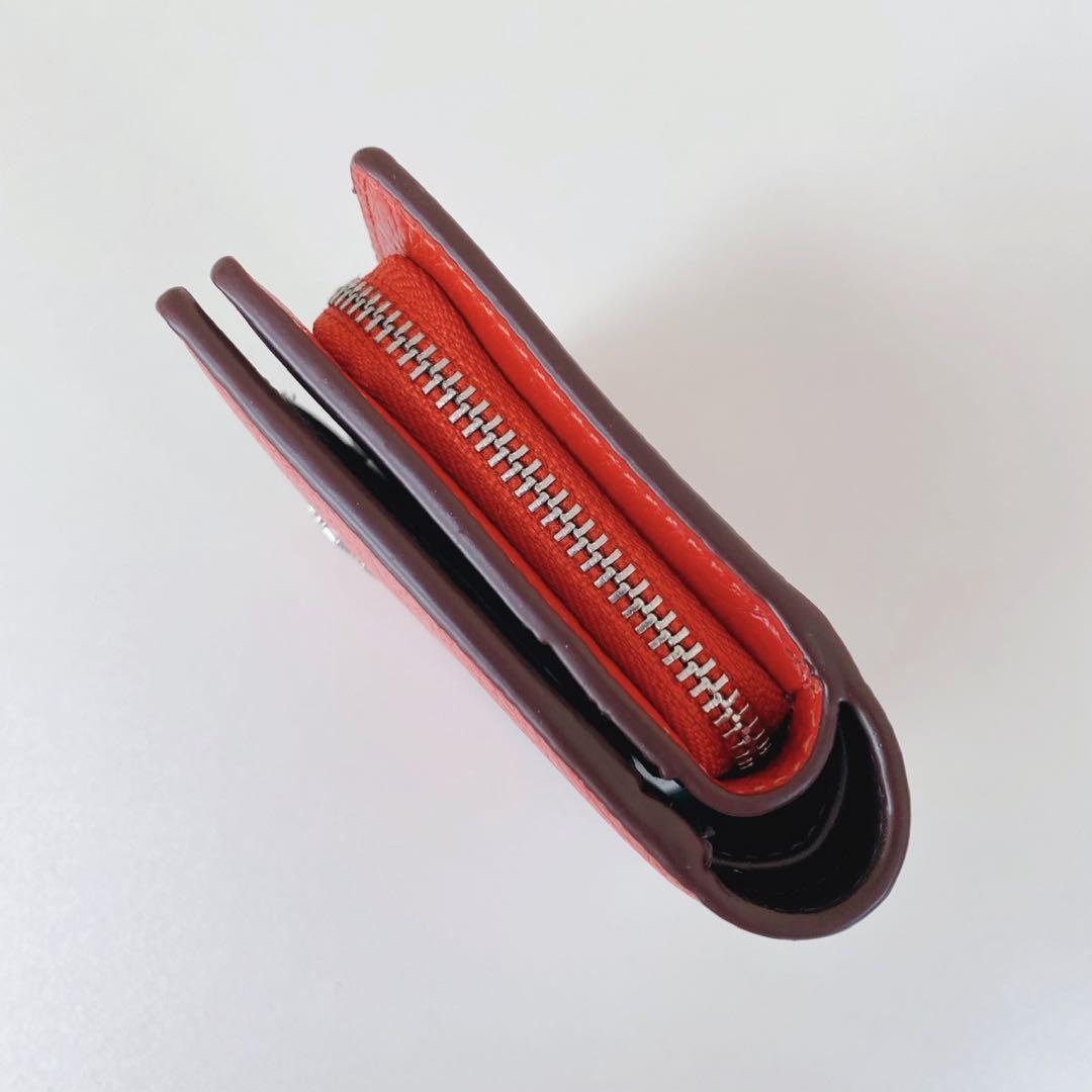 【新品未使用】COACHコーチ★二つ折り財布★Cチャーム★マイアミレッド★レザー