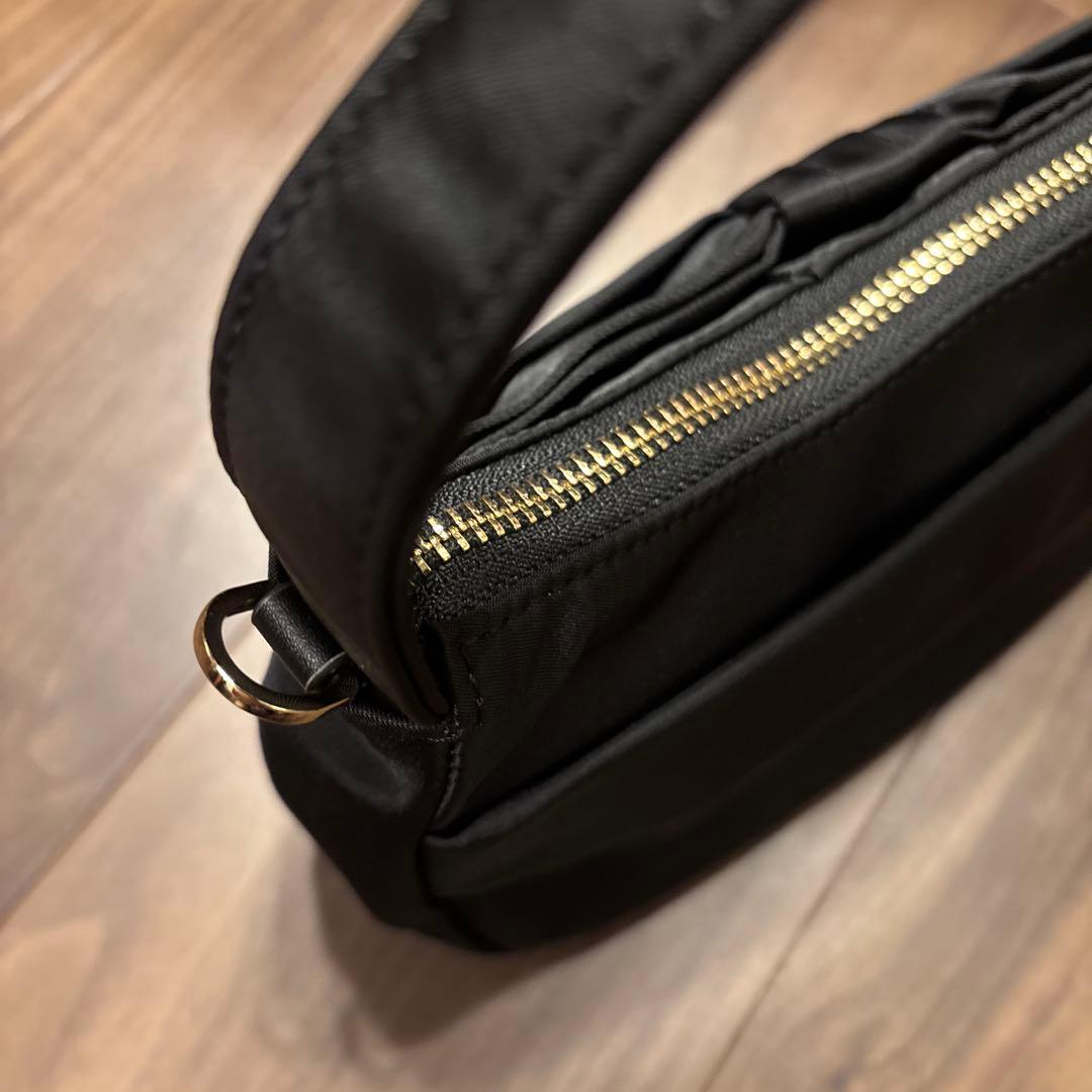 TOCCA トッカ　ショルダーバッグ