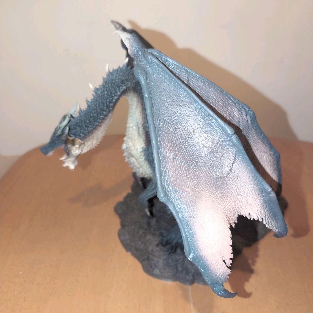 CAPCOMクリエイターズモデル ミラボレアス フィギュア