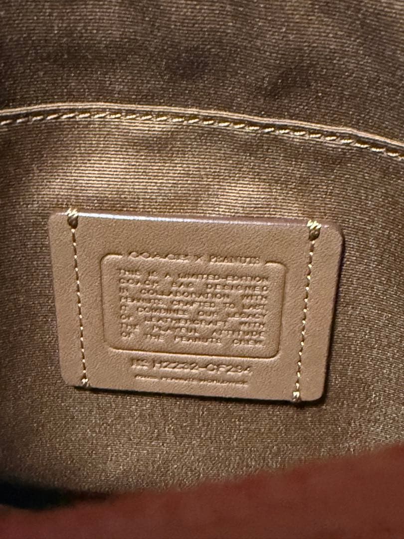 正規品Coach x スヌーピー ショルダーバッグ