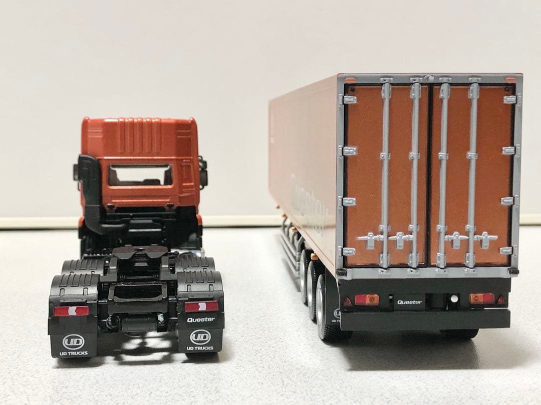 【京商】UDトラックス・クエスター　クオン　日産ディーゼル　デコトラ　トレーラー