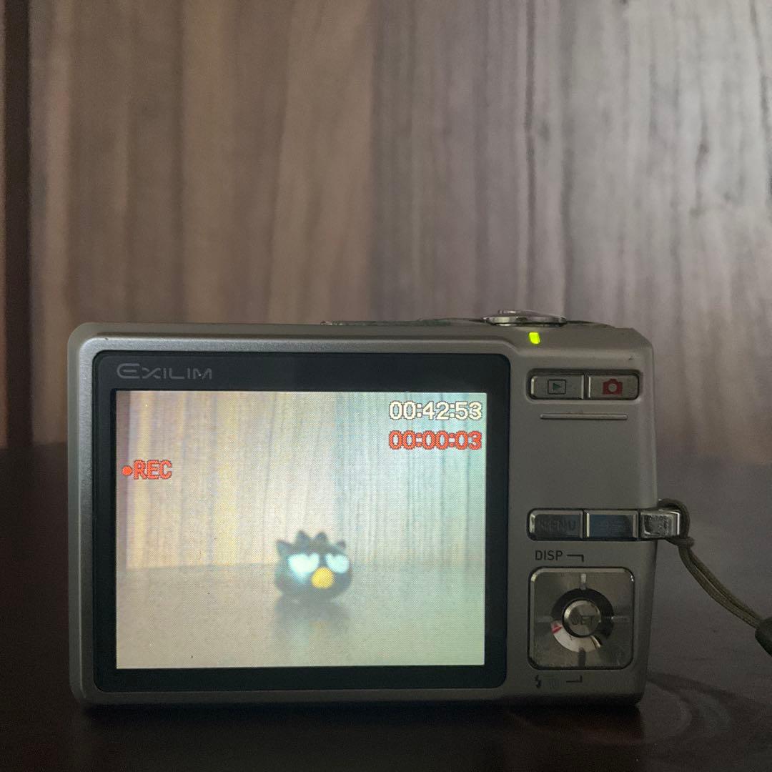 デジタルカメラ Casio EXILIM EX-Z500