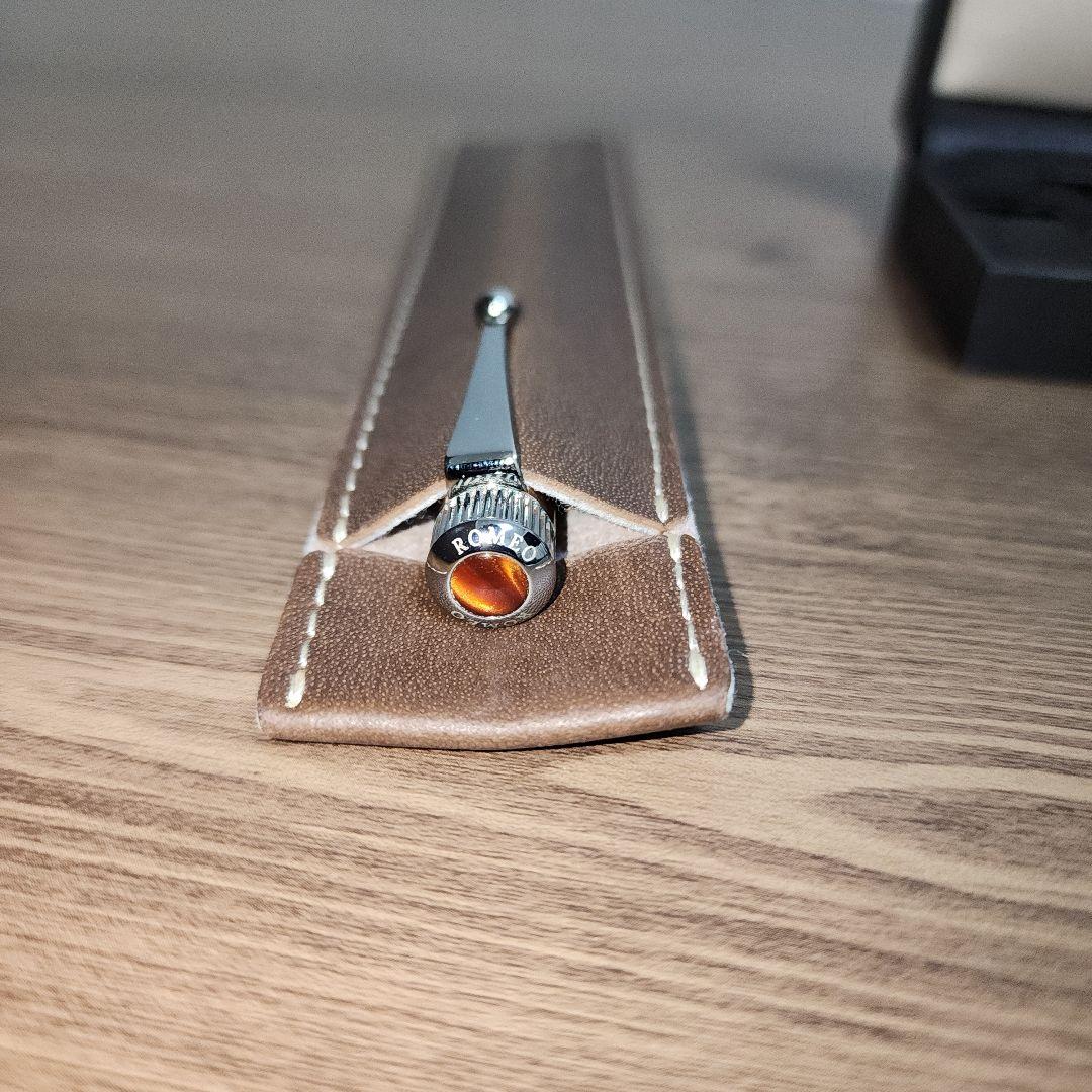 ロメオナンバー3/ROMEO No.3ボールペン細軸　色 : イタリアンアンバー