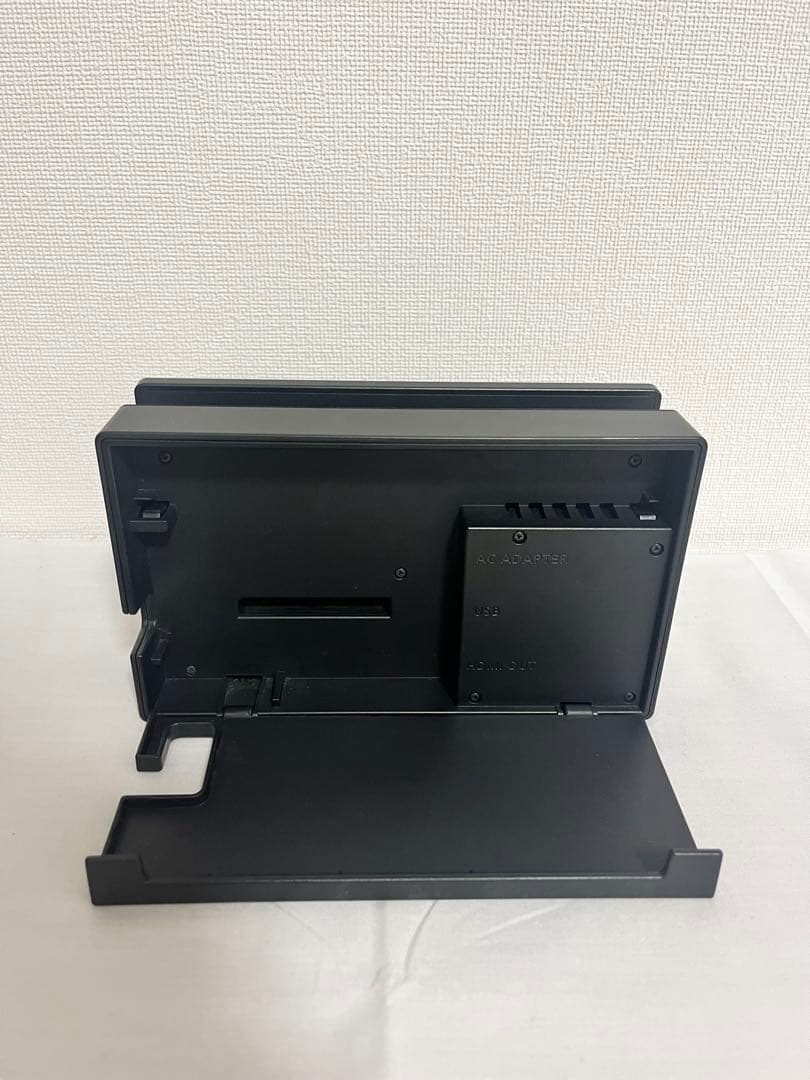 【美品】 Nintendo SWITCH 本体 ネオンブルー、ネオンレッド