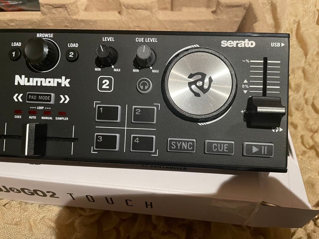 Numark DJ2GO2 TOUCH DJコントローラー