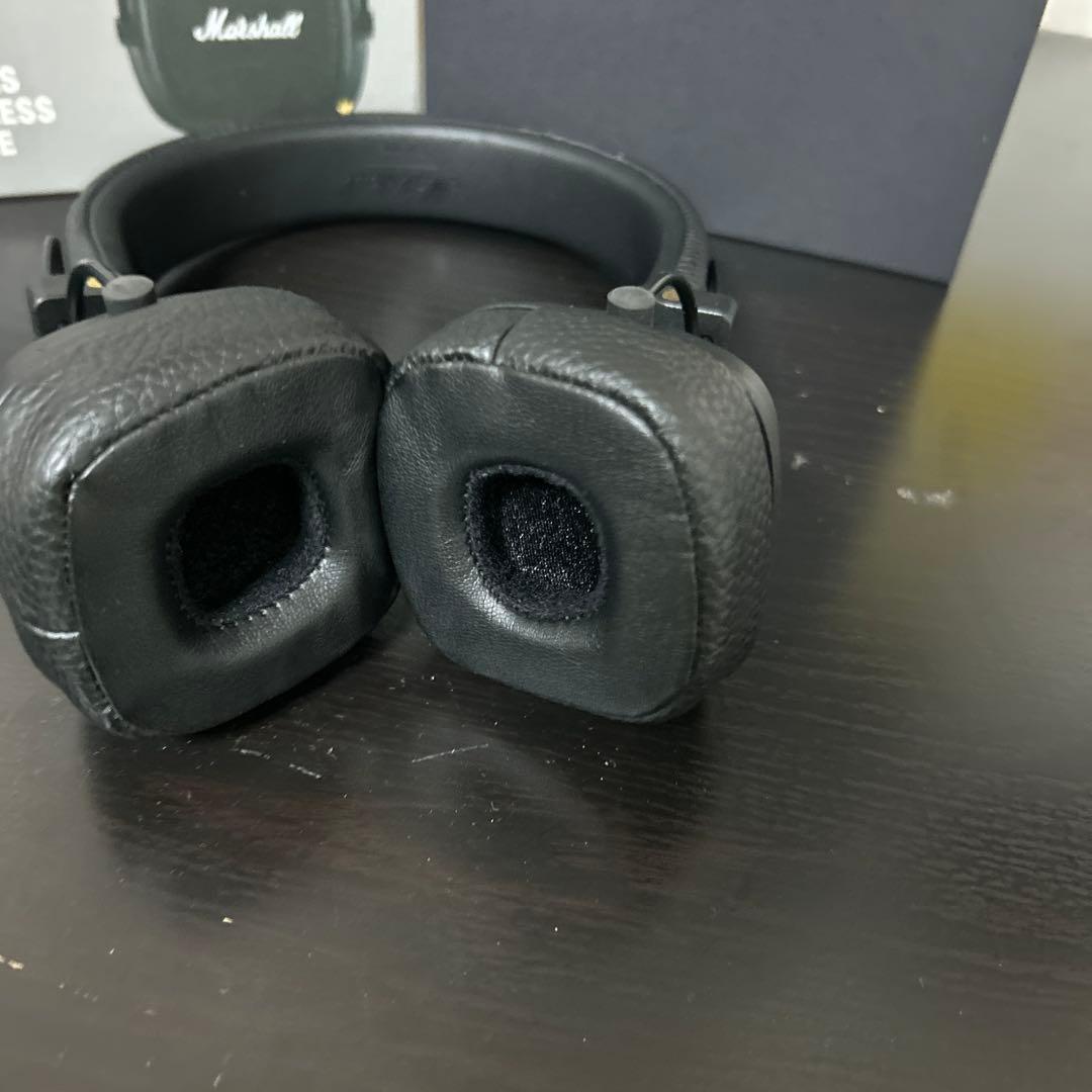 Marshallヘッドホン