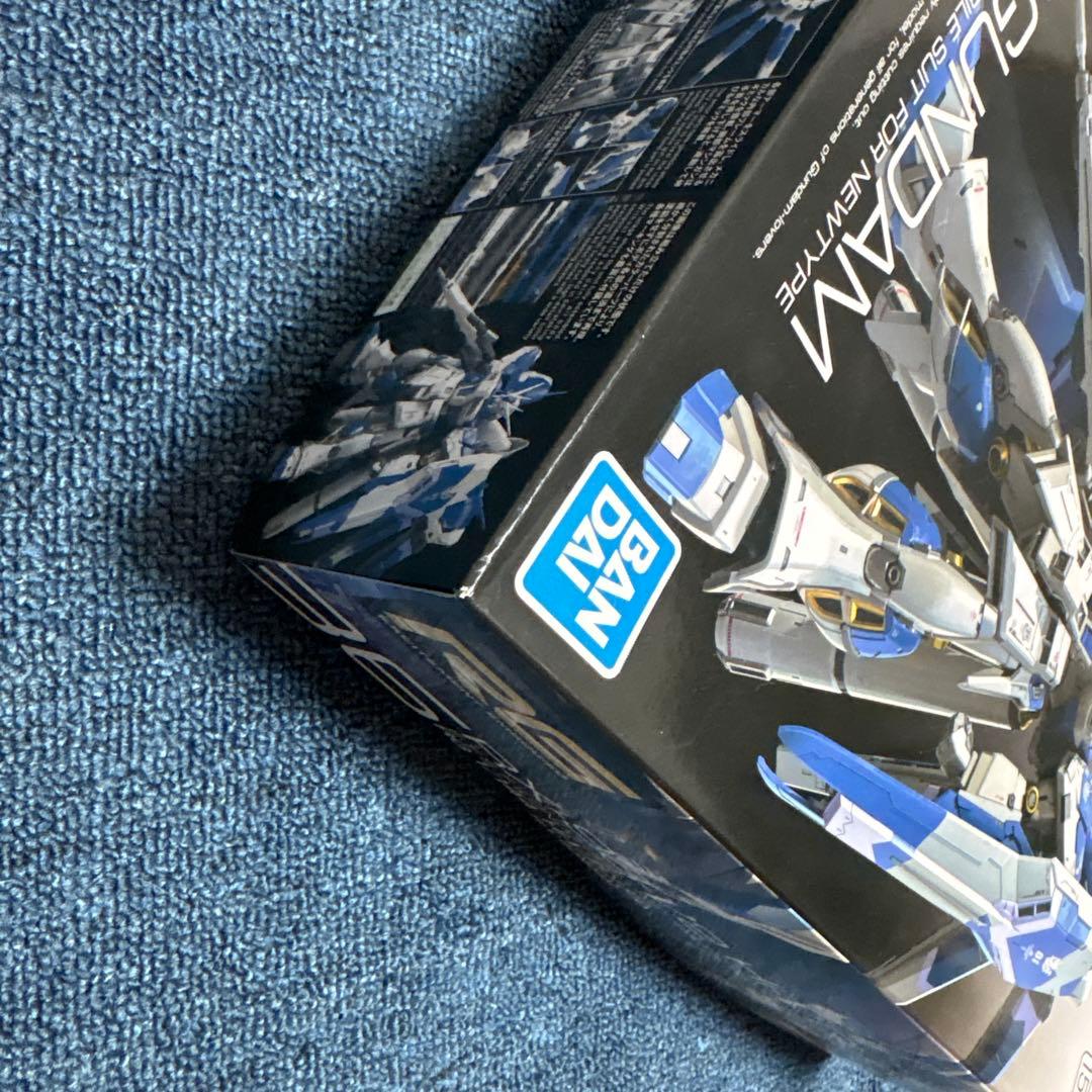 RG RX-93ν2 Hi-V Gundam