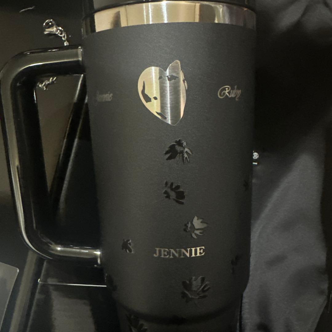 韓国限定　Stanley1913 x JENNIE スタンレー　ジェニコラボ