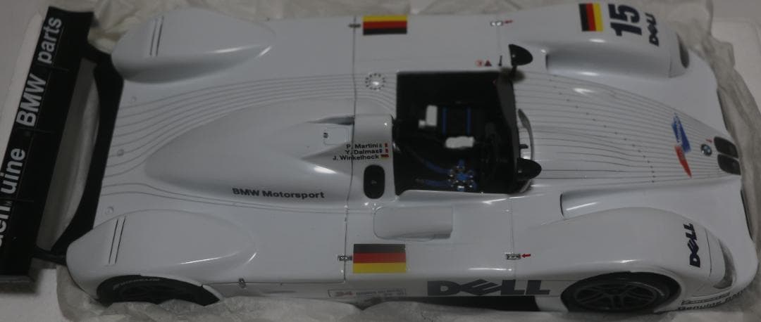 貴重 京商製BMW　Ｖ１２ＬＭＲ　1／１８　１９９９ル・マン２４Ｈ優勝車　中古品