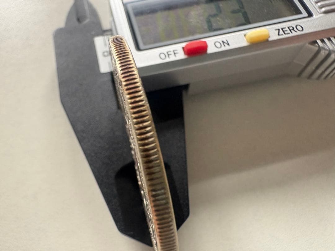 【本物保証】　大型　一圓銀貨　丸銀左打　明治15年銘