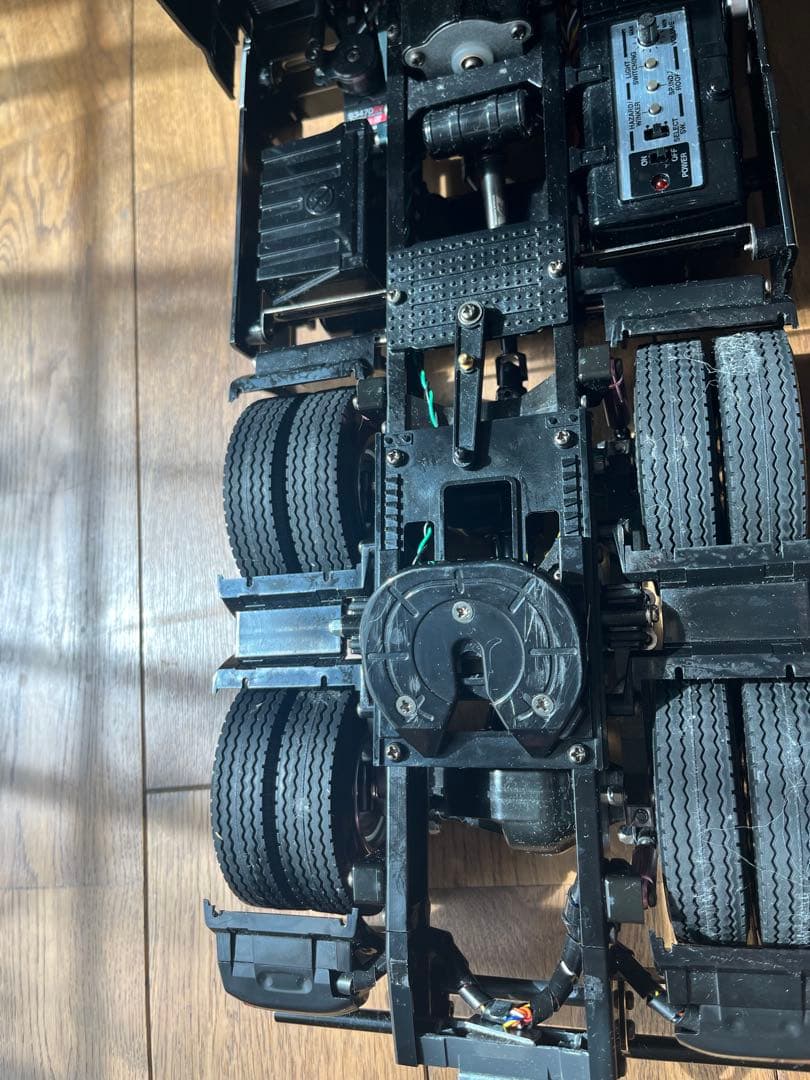 タミヤ1/14トレーラーヘッドMAN 6×4(フルオペレーション)