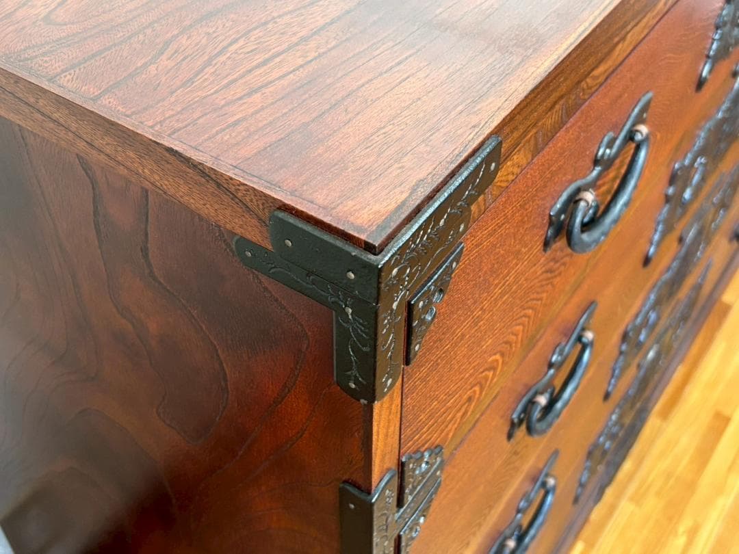 美品　岩谷堂箪笥　欅　4段チェスト　鍵付き