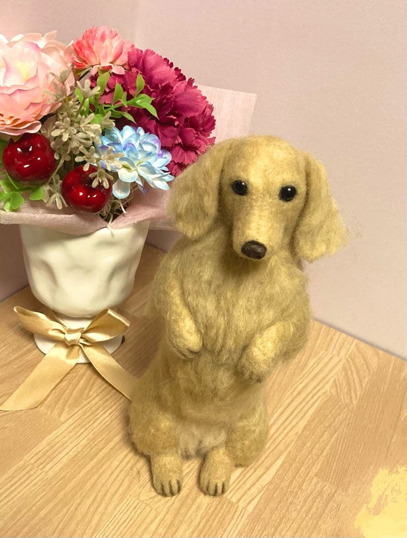 羊毛フェルト　ミニチュアダックス　たっち