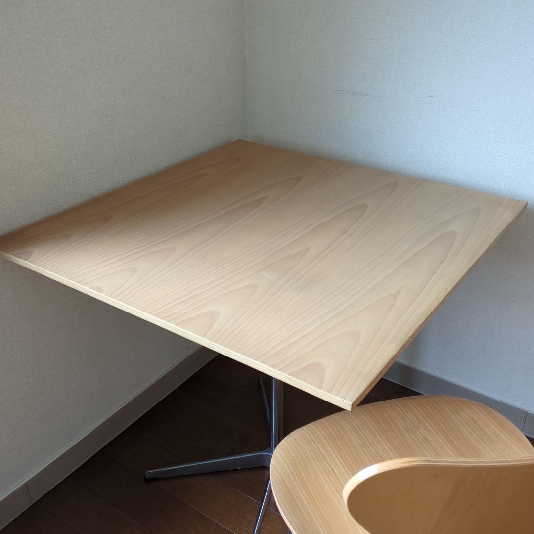 フリッツハンセン Fritz Hansen正規品テーブル　セブンチェアに合う