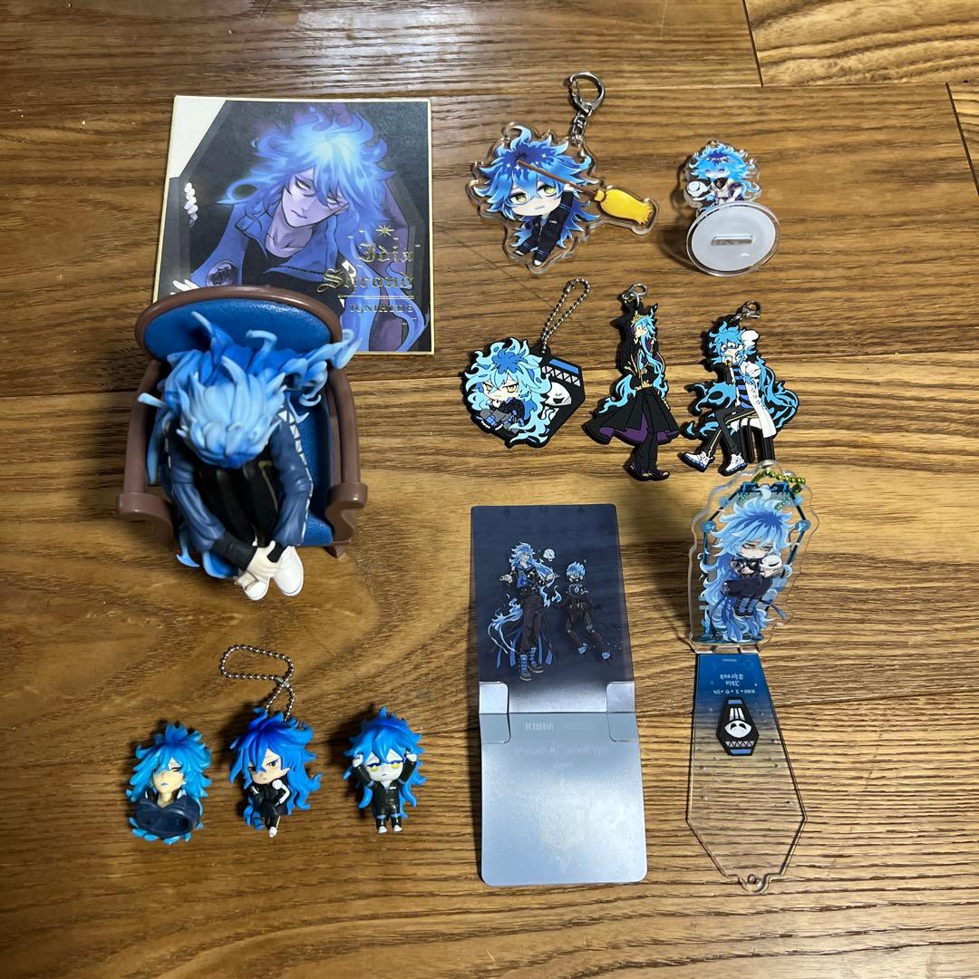 ツイステッドワンダーランド　イデア　フィギュア他　セット