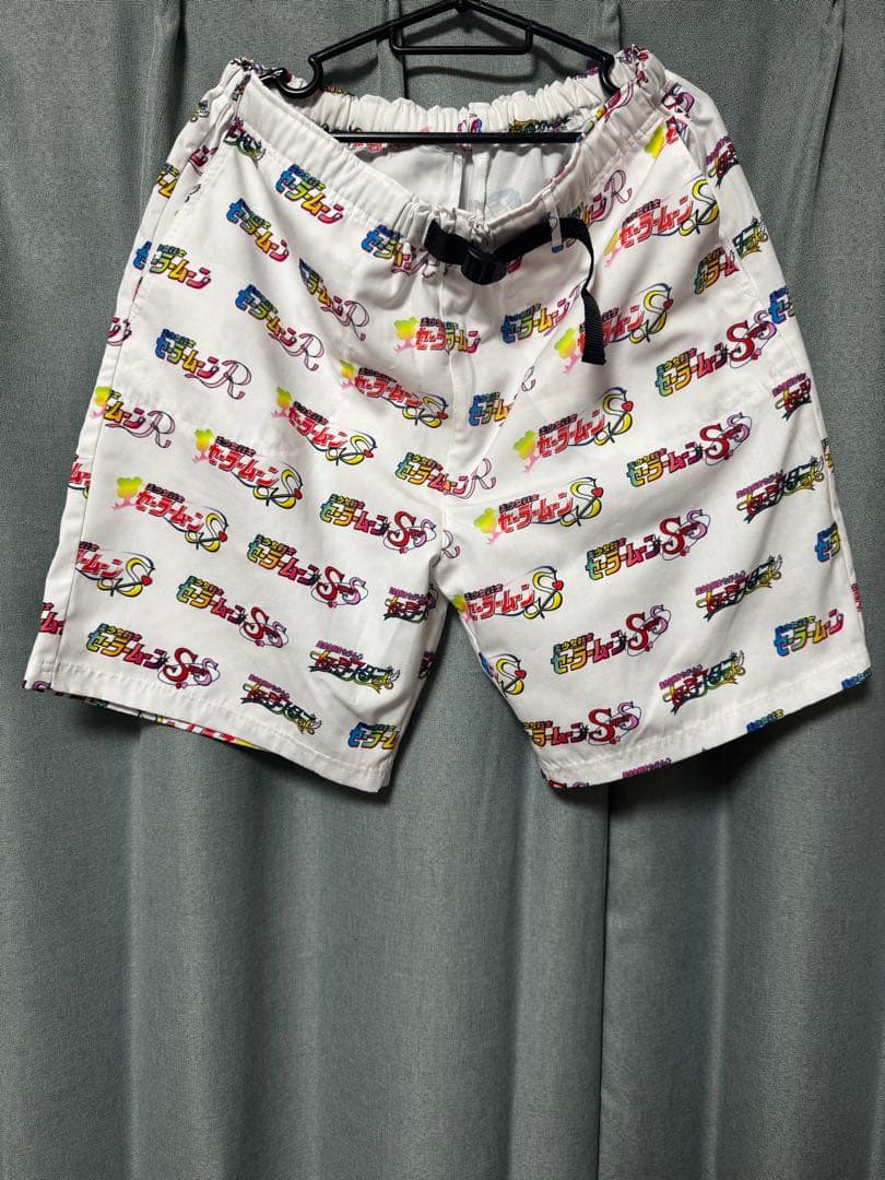 美少女戦士セーラームーンミュージアム限定　シャツ　ハーフパンツ　セットアップ