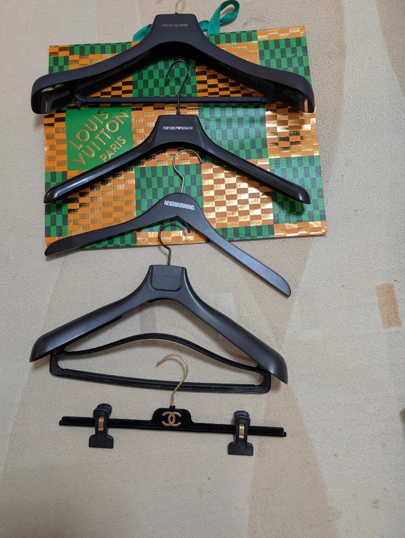 ブランドハンガー5本セット