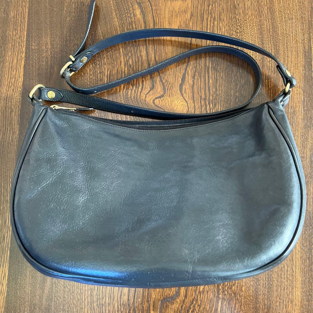 イルビゾンテバッグIL BISONTE 三日月 2wayショルダー バッグＬ