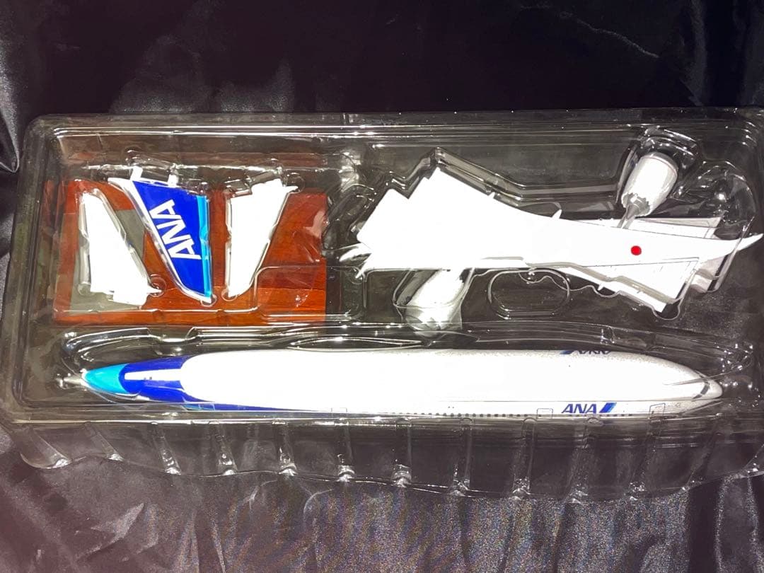 [非売品/美品]1/200ANA B787-8 We fly 1st 木製台座
