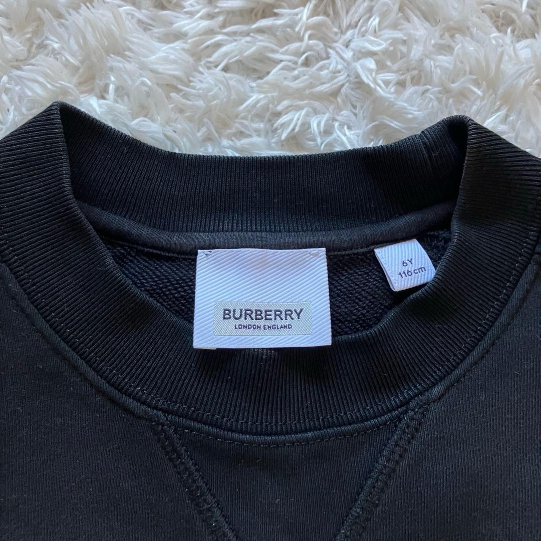 現行　バーバリー　トレーナー　スウェット　6Y 116cm ノバチェック