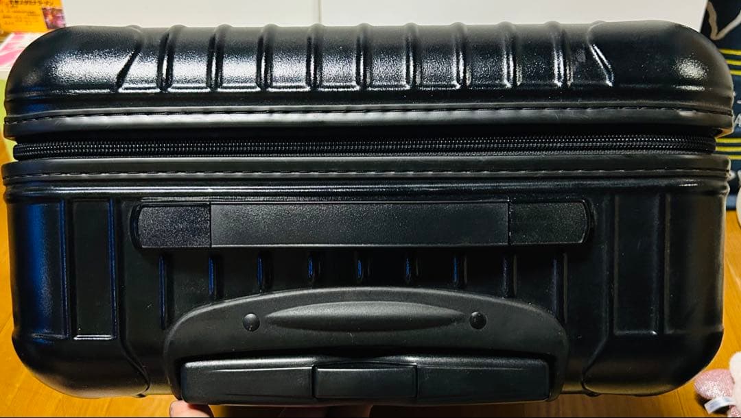 やま リモワ RIMOWA サルサ 32L 機内持ち込みサイズ