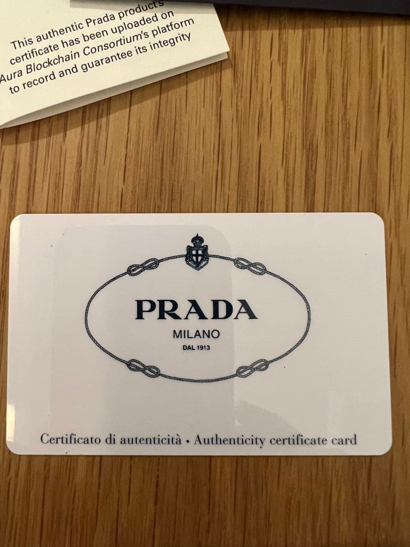 PRADA SAFFIANO &カード財布　美品