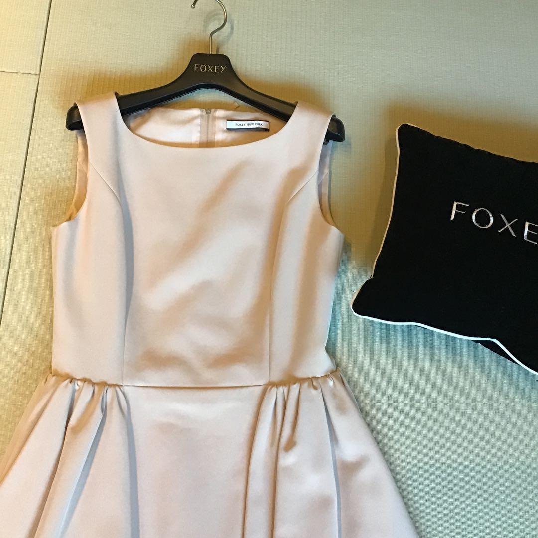FOXEY ピンクベージュ ノースリーブ Aラインドレス40