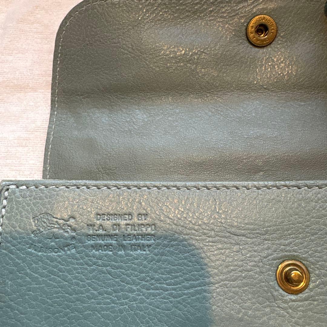 【送料無料】イルビソンテ（IL BISONTE）の二つ折り長財布