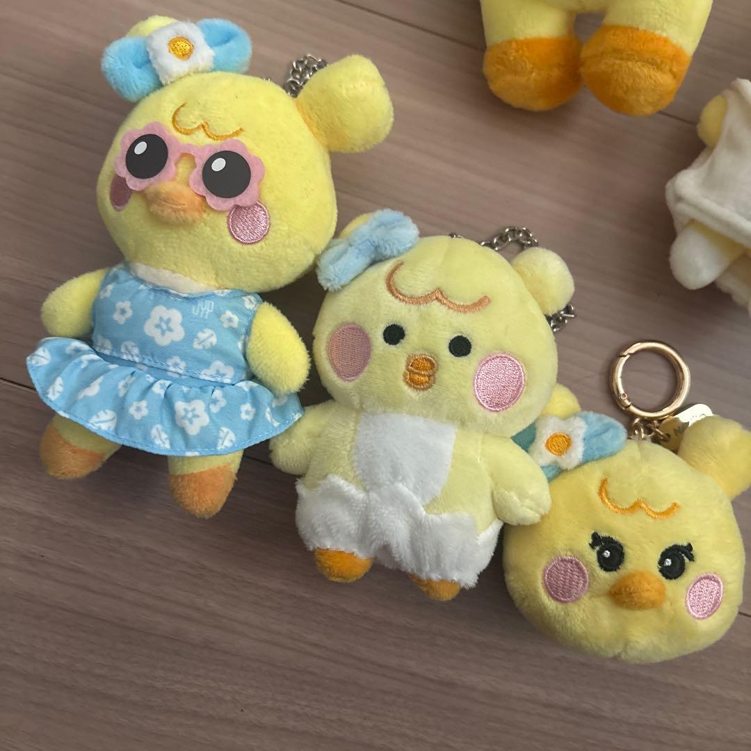 NiziU バッグチャーム