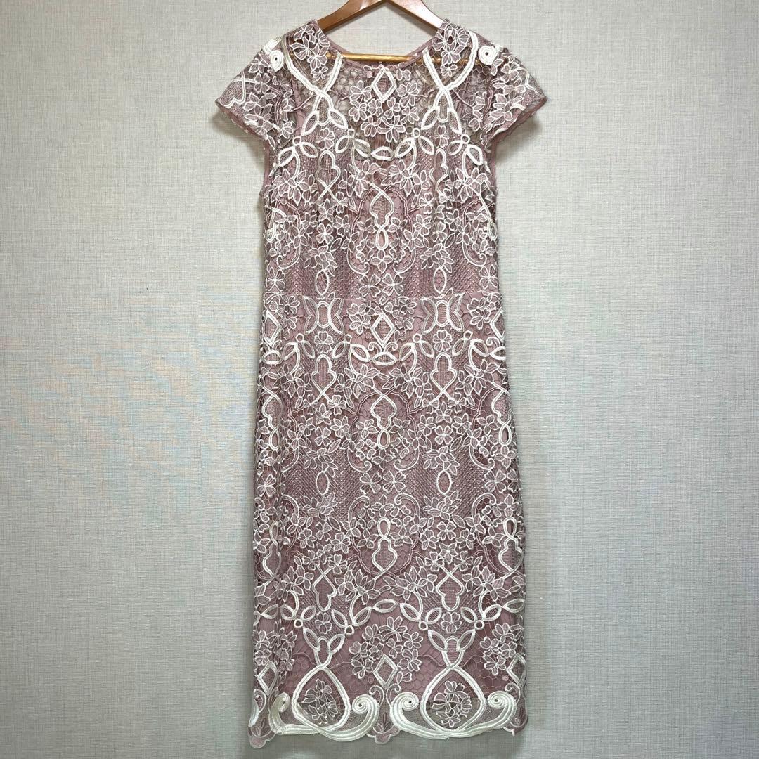 英国発　PHASE EIGHT 大きめ　清楚ピンク　刺繍ワンピース　美品　LL
