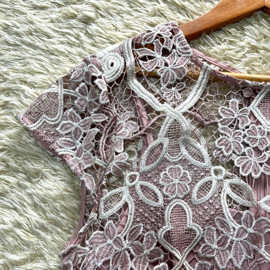 英国発　PHASE EIGHT 大きめ　清楚ピンク　刺繍ワンピース　美品　LL