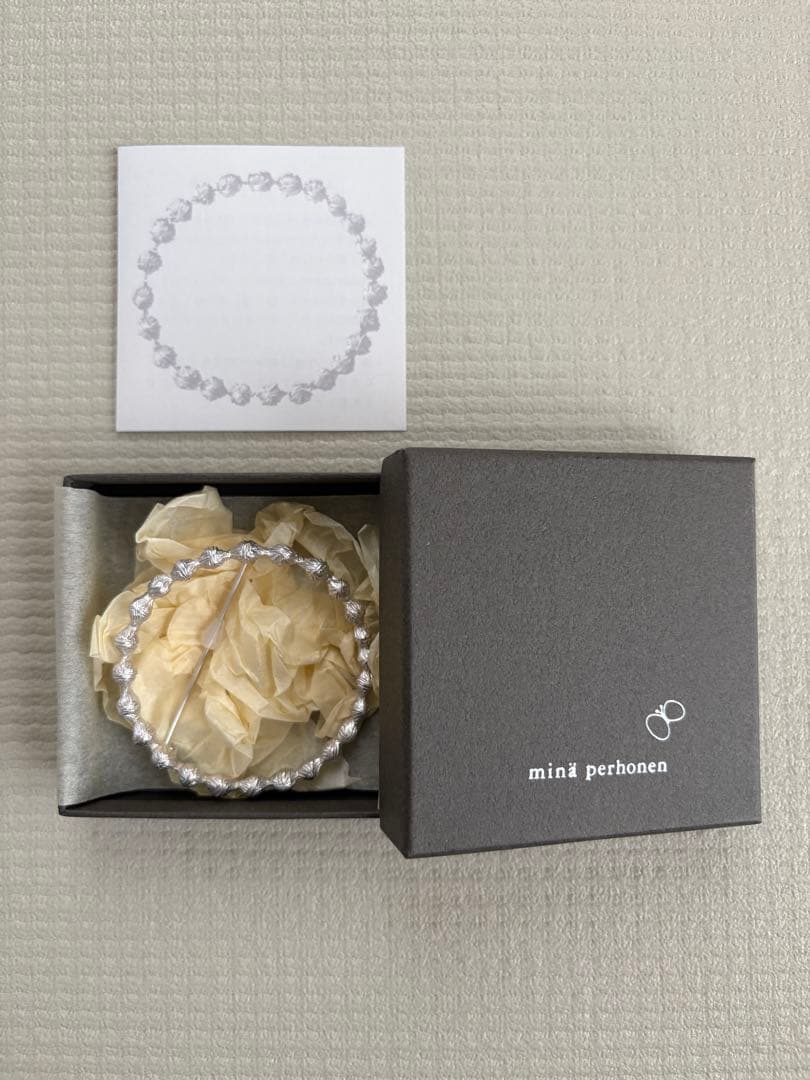 mina perhonen ミナペルホネン　タンバリン　ブローチ　シルバー