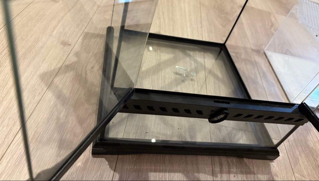 飼育ケージ 3個セット　おまけのエサ皿　シェルター付き