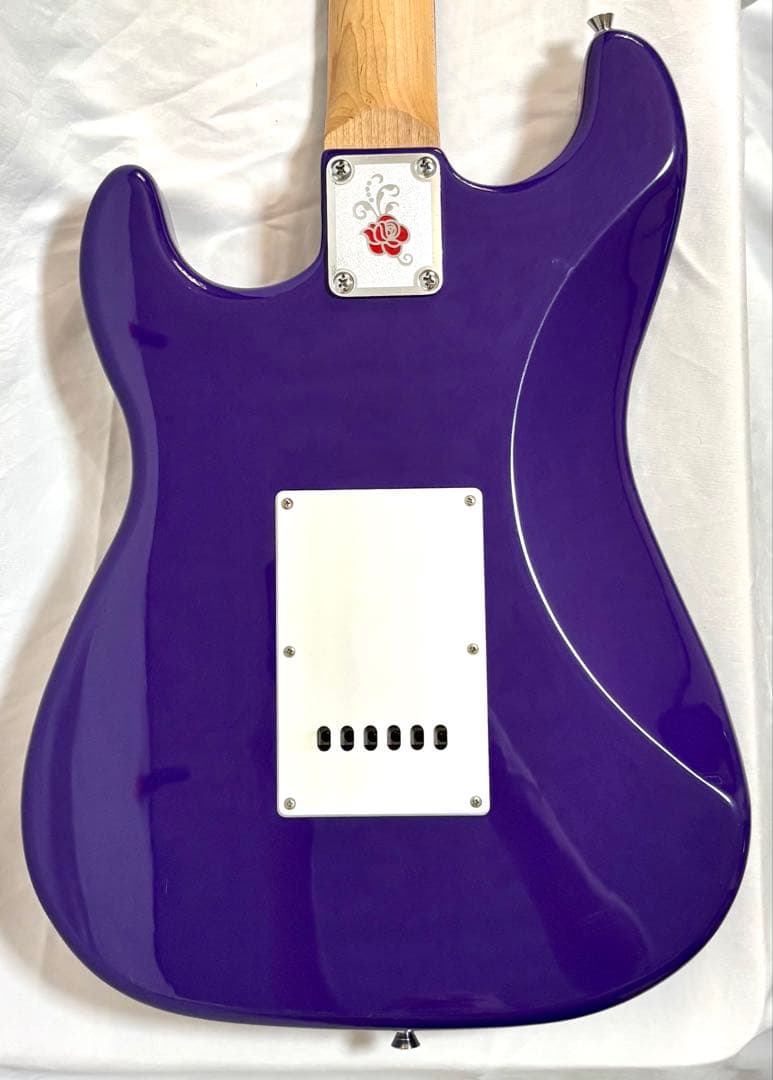 【新品弦張替済】Gypsy Rose ストラトキャスター パープル