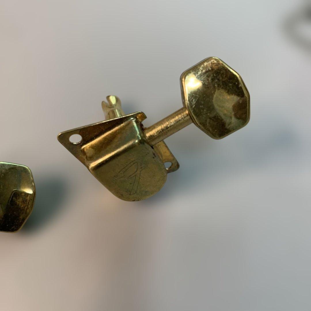 フェンダー　ビンテージパーツ　70年代　Fギア　1セット　ゴールド