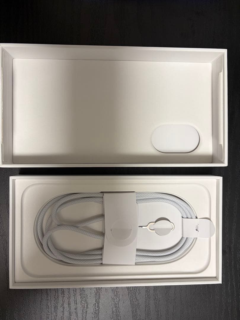 iPhone16本体 128GB SIMフリー バッテリー97%