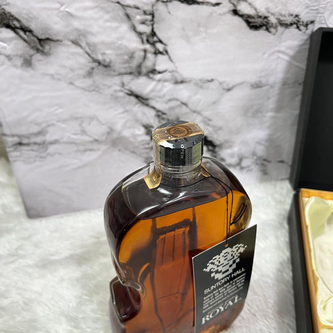 未開封 SUNTORY HALL  バイオリン型ウイスキー