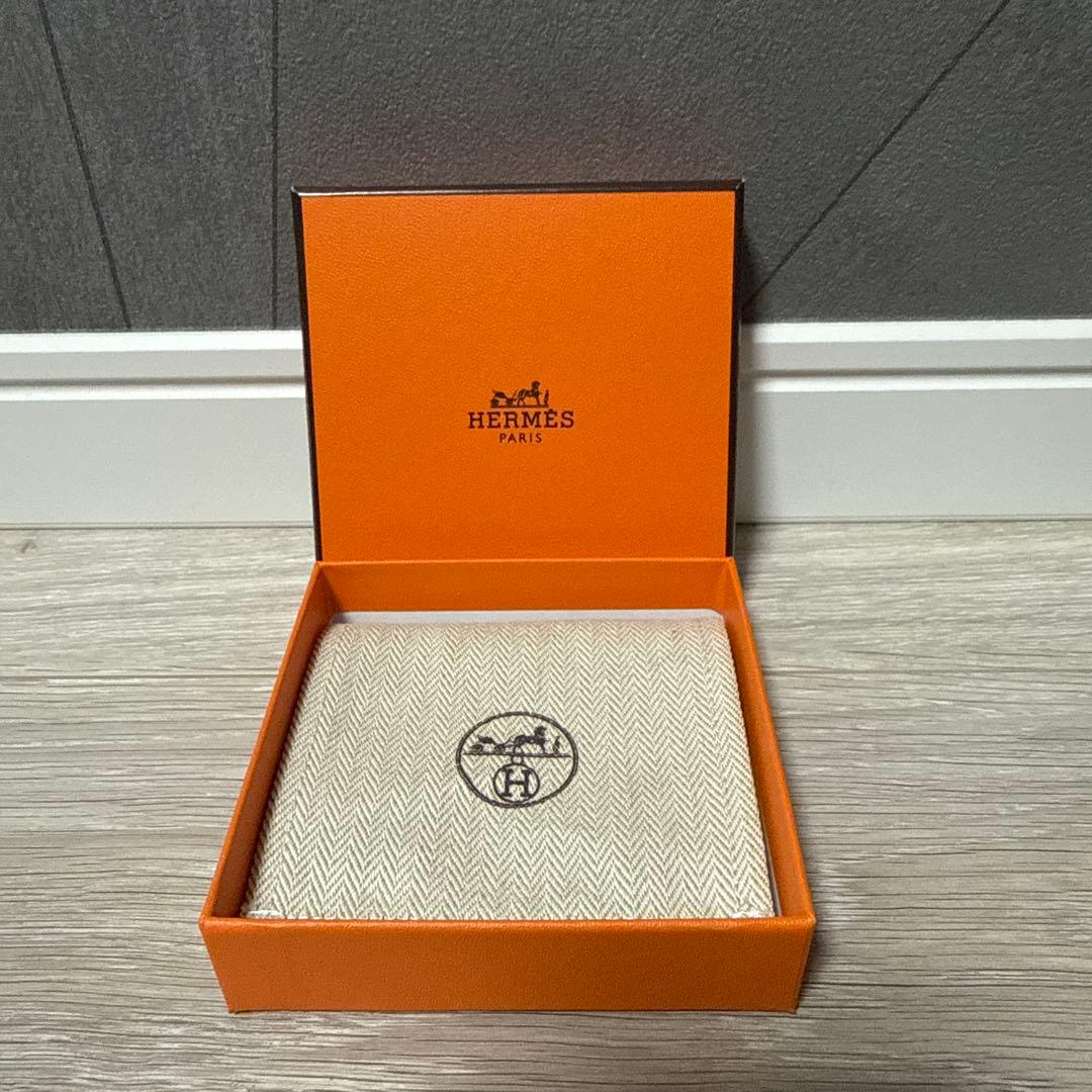 【正規品・即発送】HERMES エルメス キーホルダー シルバー 箱付き✨