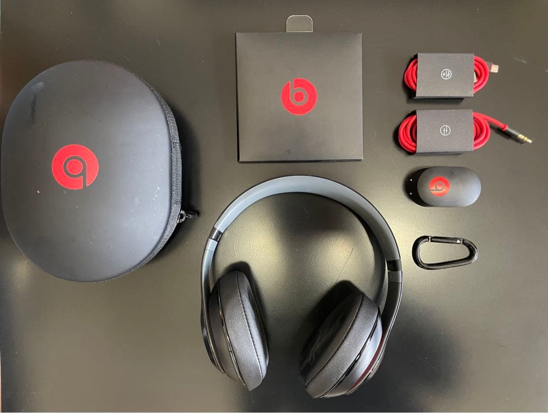 ヘッドホン Beats by Dr.Dre Studio V2