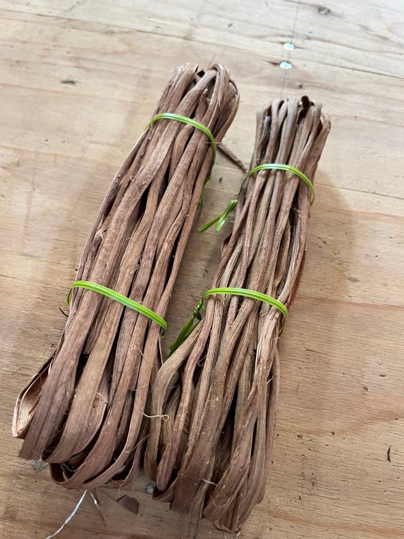 山葡萄蔓ヒゴ　7.5㎜　22.3m